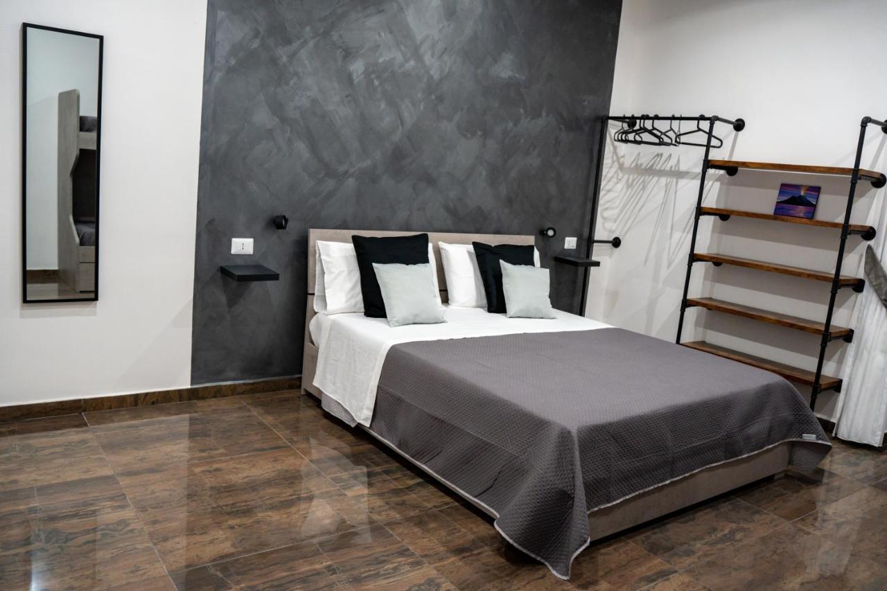 B&B Santa Lucy L.A.M. Napoli Eksteriør bilde