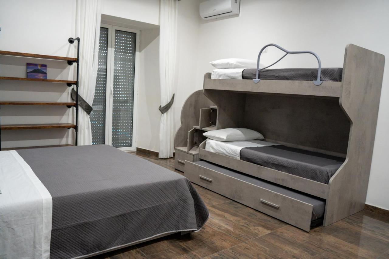 B&B Santa Lucy L.A.M. Napoli Eksteriør bilde